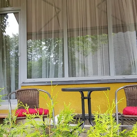 Neris Terraces Bed & Breakfast *