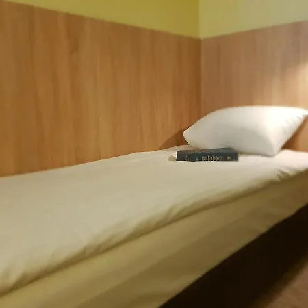 Couette-café Neris Terraces 3*