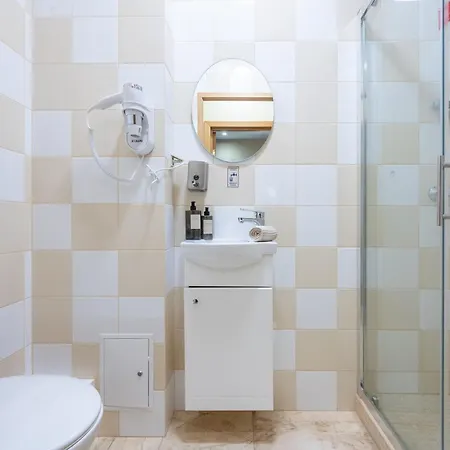 Neris Terraces Couette-café 3*