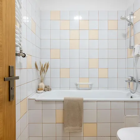 Couette-café Neris Terraces 3*