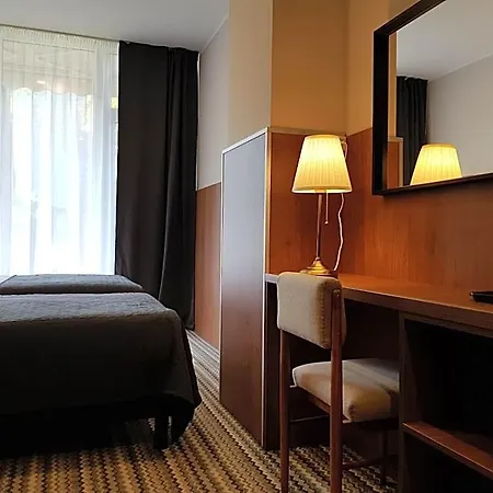 Neris Terraces 3* וילנה