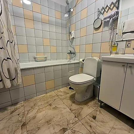 Neris Terraces 3* וילנה