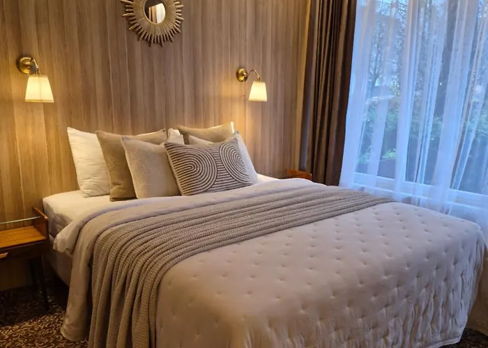 Neris Terraces Bed & Breakfast 3*