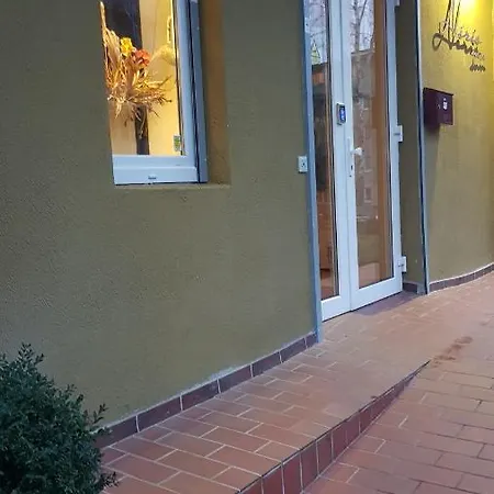 Neris Terraces فندق مبيت وإفطار
